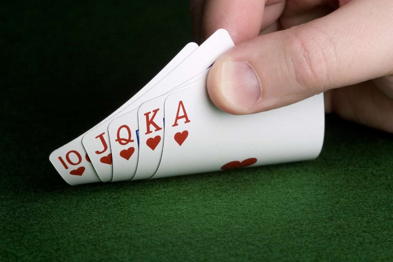 Flush Là Gì? Lợi Thế Mà Flush Mang Lại Trong Poker Flush quan trọng như thế nào trong Poker?