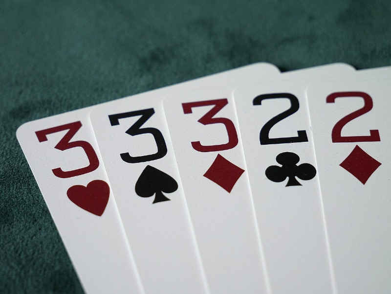 Full House Poker Là Gì ? Kết Hợp Các Tay Bài Mạnh Nhất Trong Poker Quá trình phát triển của Full House
