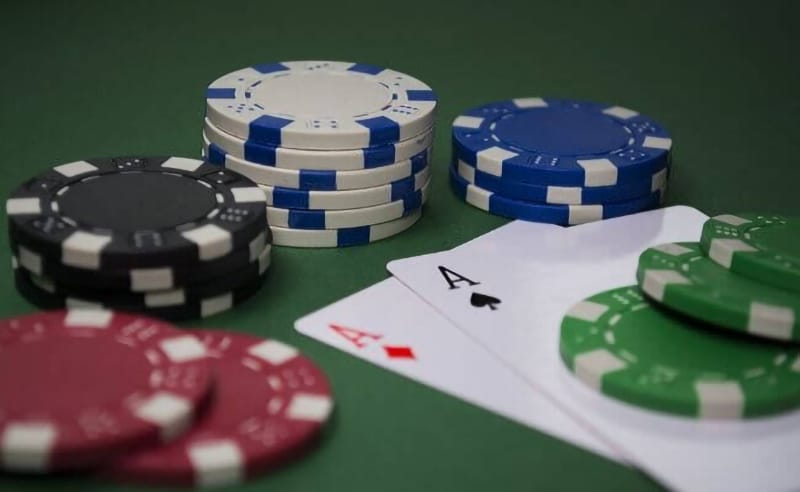 SPR Là Gì ? Thuật Ngữ Khó Hiểu Nhưng Lại Quan Trọng Trong Poker Sự ra đời của thuật ngữ và khái niệm SPR